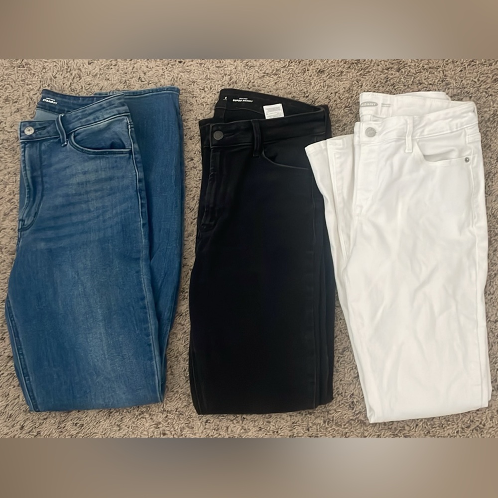 3 Old Navy High-Rise Jeans